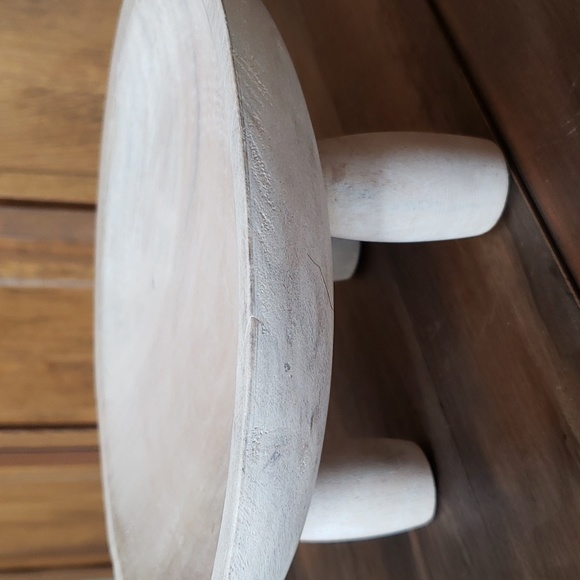 NWT Whitewash Natural Wood Riser Pedestal - Picture 5 of 6